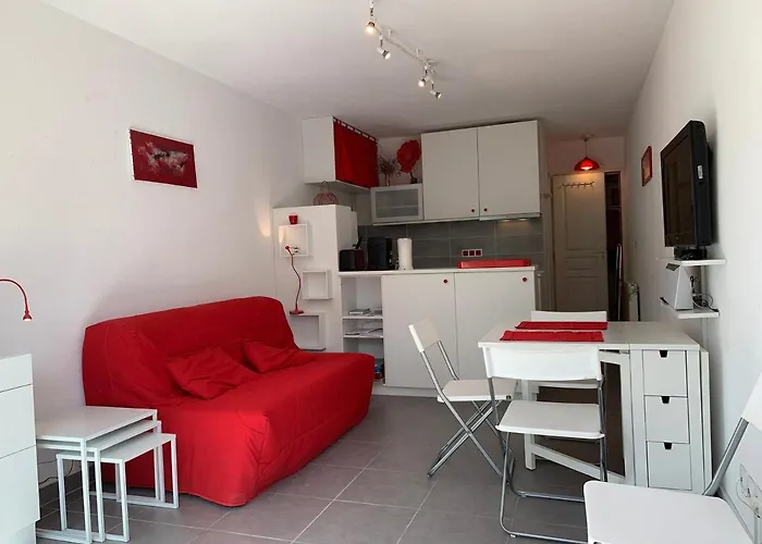 Renove Proche Avec Climatisation Et Parking - Fr-1-604-15 Apartment Mèze